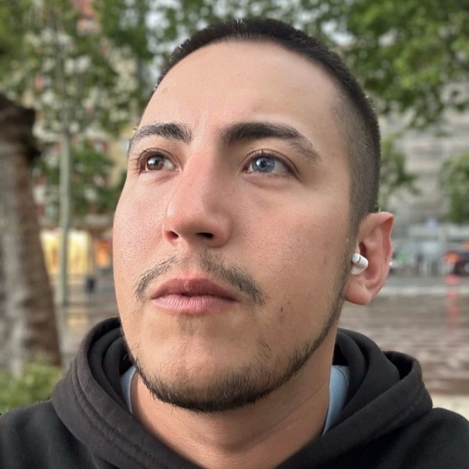 Tomás Ledesma — Desarrollador Full-Stack & Especialista en IA